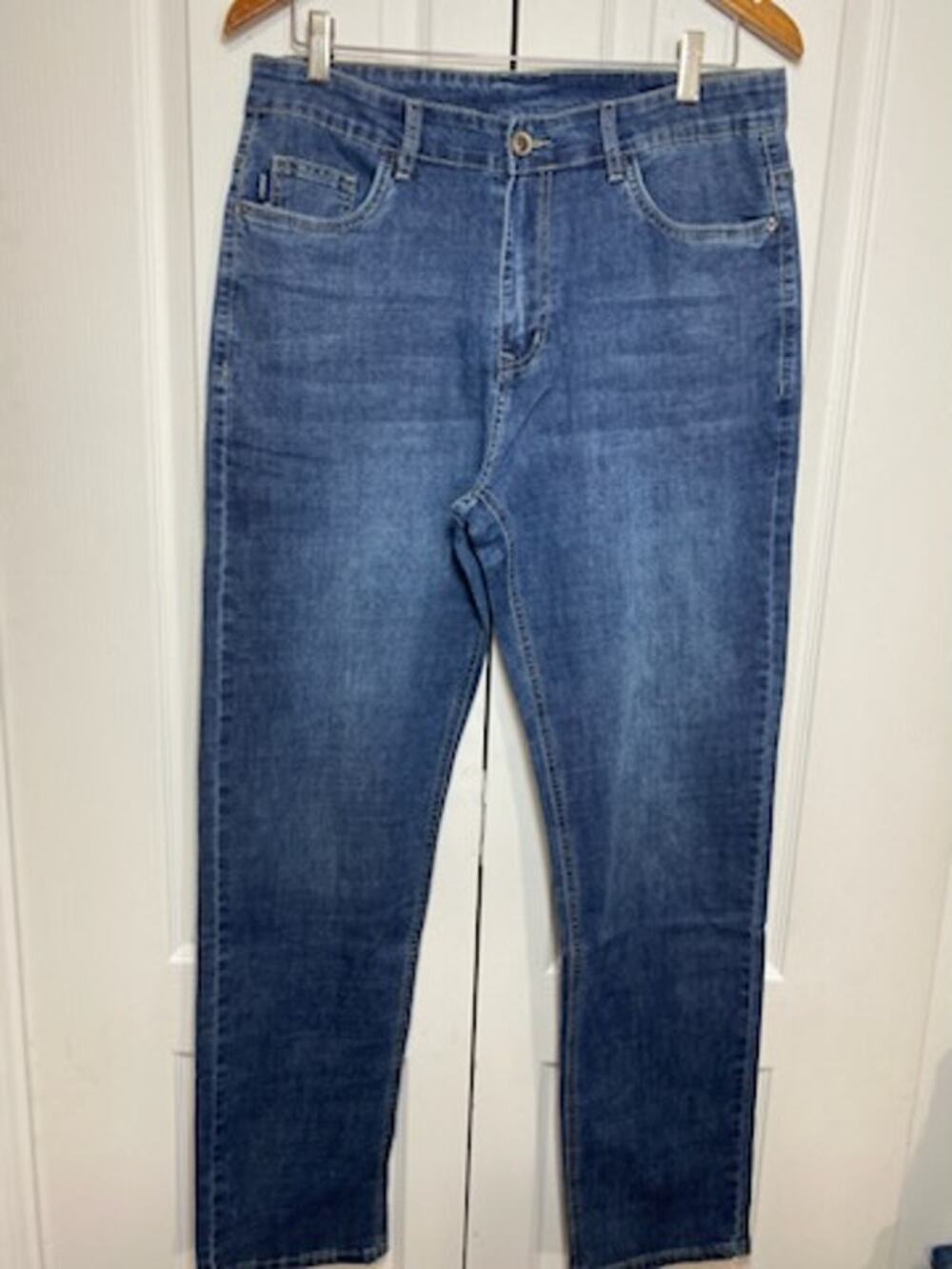 Fashion Jeans Men’s 34x31 Medium Blue Straight Leg Denim New Design